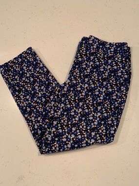 WHBM - Women’s Ankle Pants Size 6